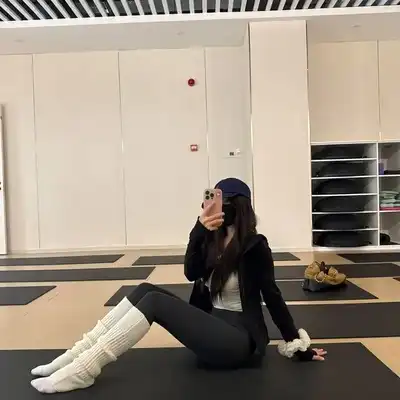 郝伟美